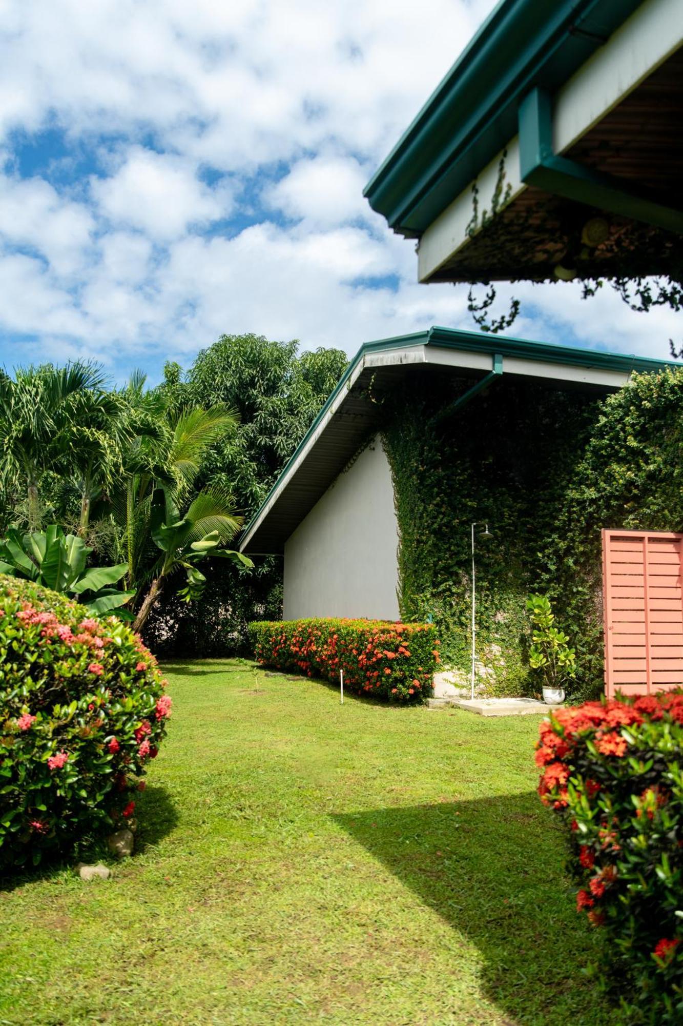 Hotel Por Que No? Uvita Exterior foto